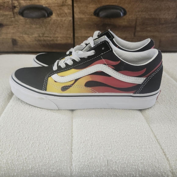 Vans Off The Wall Skateboard  Flames Suede Sneakers 500714 M 6  W 7.5 Skate Y2K - Picture 2 of 10